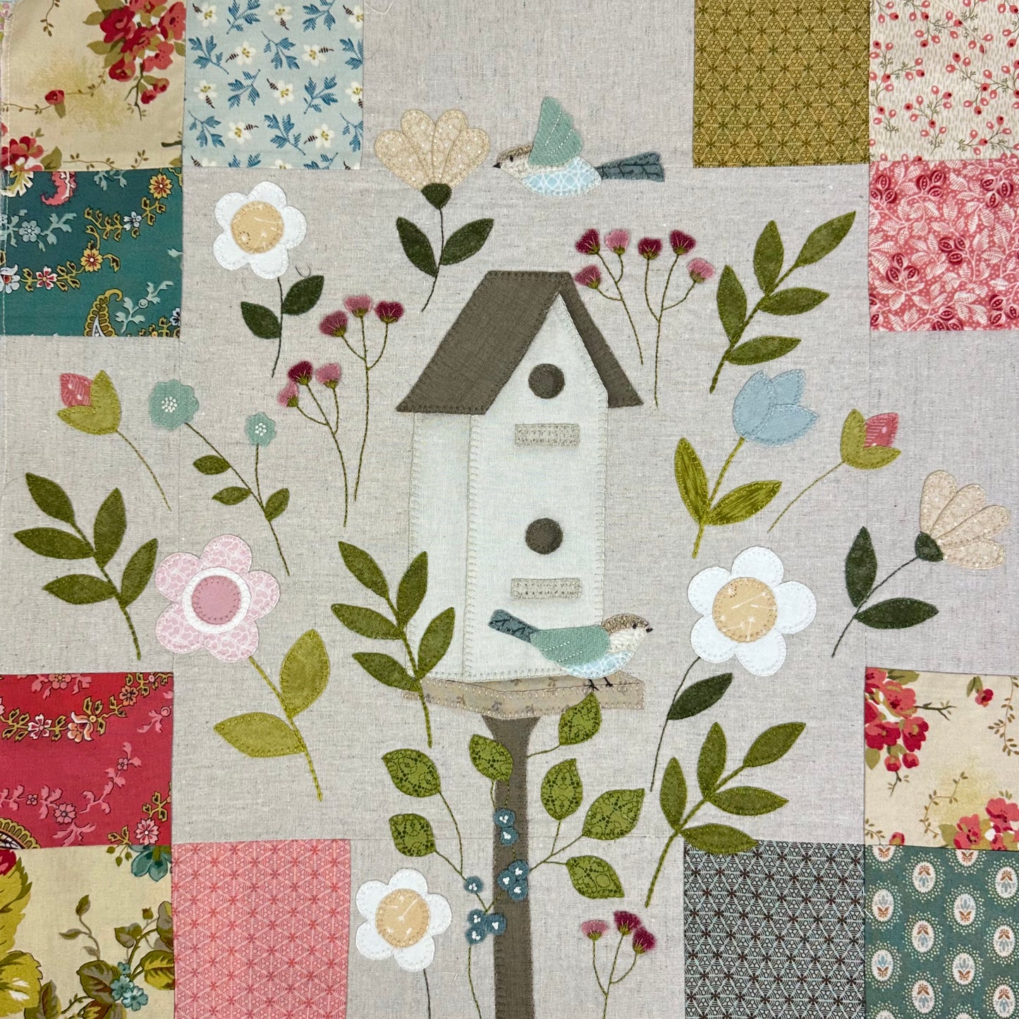 Life in the Meadows Appliqué set of 10